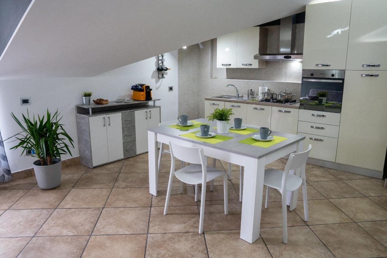 Attic A31 Apartament Rooftop Deluxe ซานตา มาเรีย คาปัว เวเตเร ภายนอก รูปภาพ