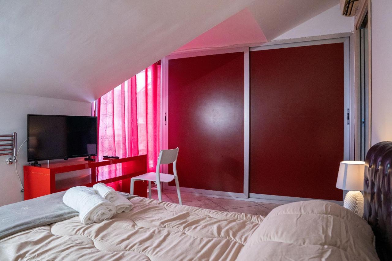 Attic A31 Apartament Rooftop Deluxe ซานตา มาเรีย คาปัว เวเตเร ภายนอก รูปภาพ