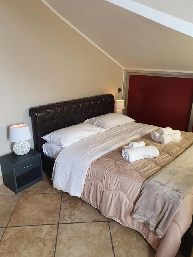 Attic A31 Apartament Rooftop Deluxe ซานตา มาเรีย คาปัว เวเตเร ภายนอก รูปภาพ